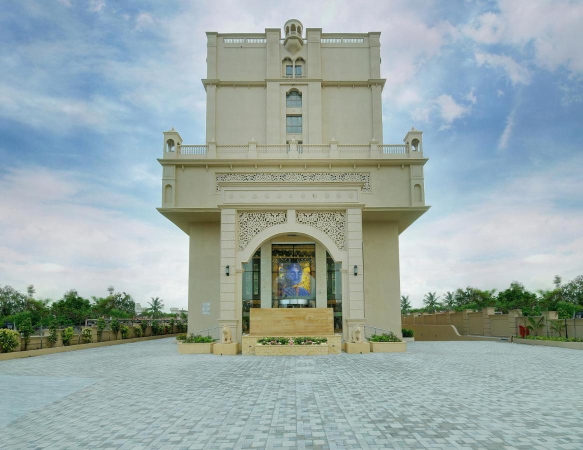 เลมอน ทรี พรีเมียร์ Hotel ทวารกา ภายนอก รูปภาพ
